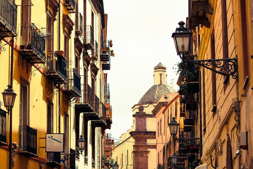 Sardinian Gallery Corso Bosa Exterior photo
